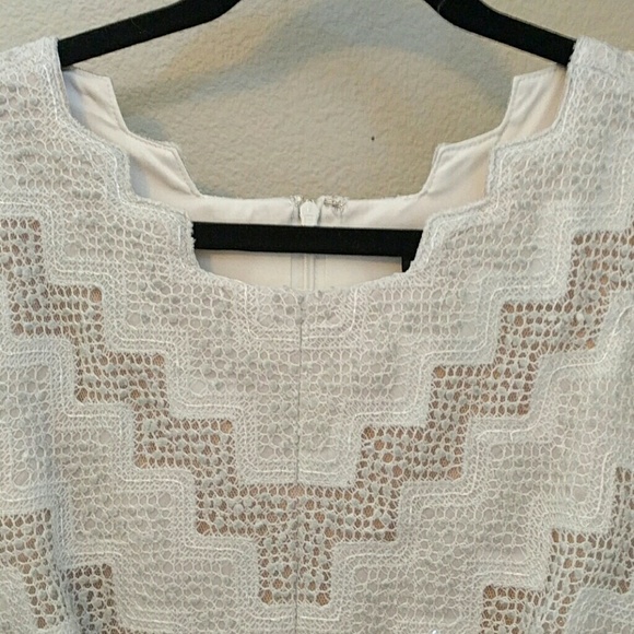 Tadashi Shoji Serena Gown - Picture 5 of 8